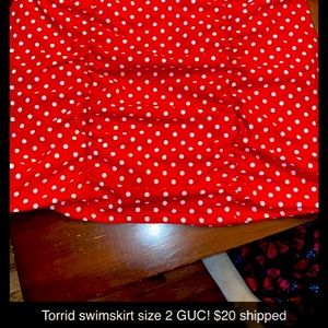 Torrid swim skirt EUC